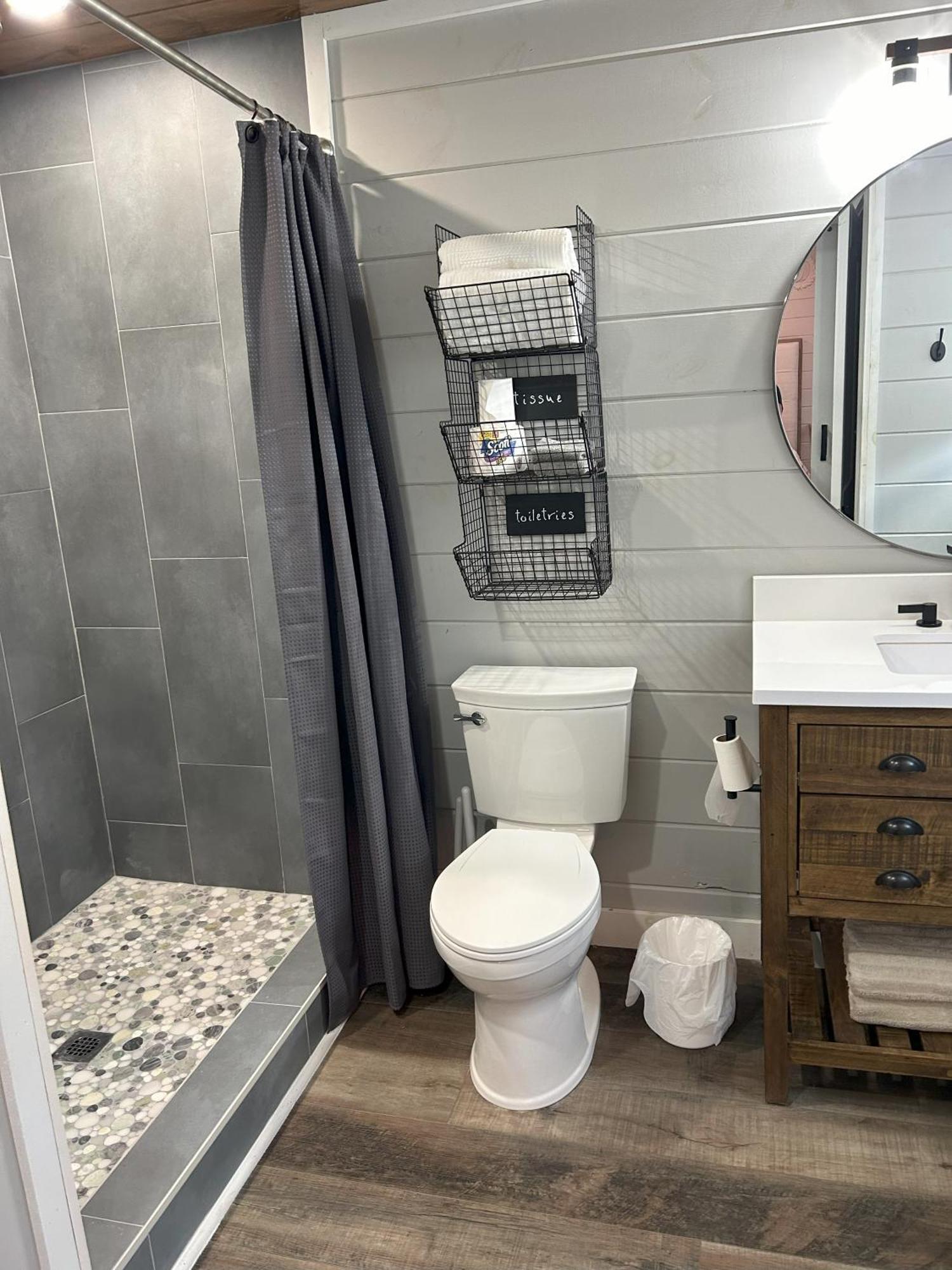 Blissful Nook Tiny Home ~ Cozy Retreat W/ Hot Tub; Near Town And Deep Creek Bryson City Exterior foto